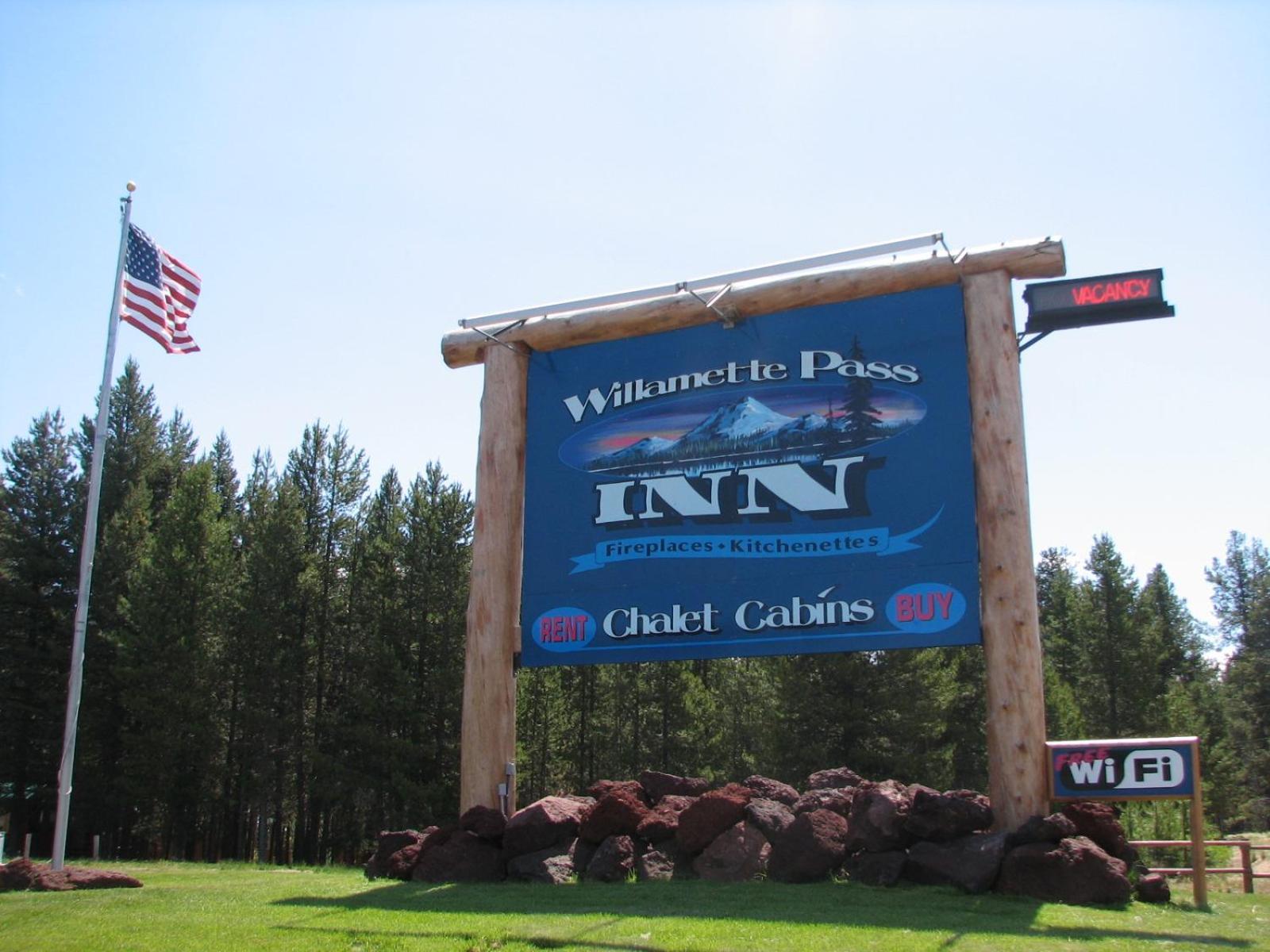 Willamette Pass Inn & Chalets Odell Lake エクステリア 写真