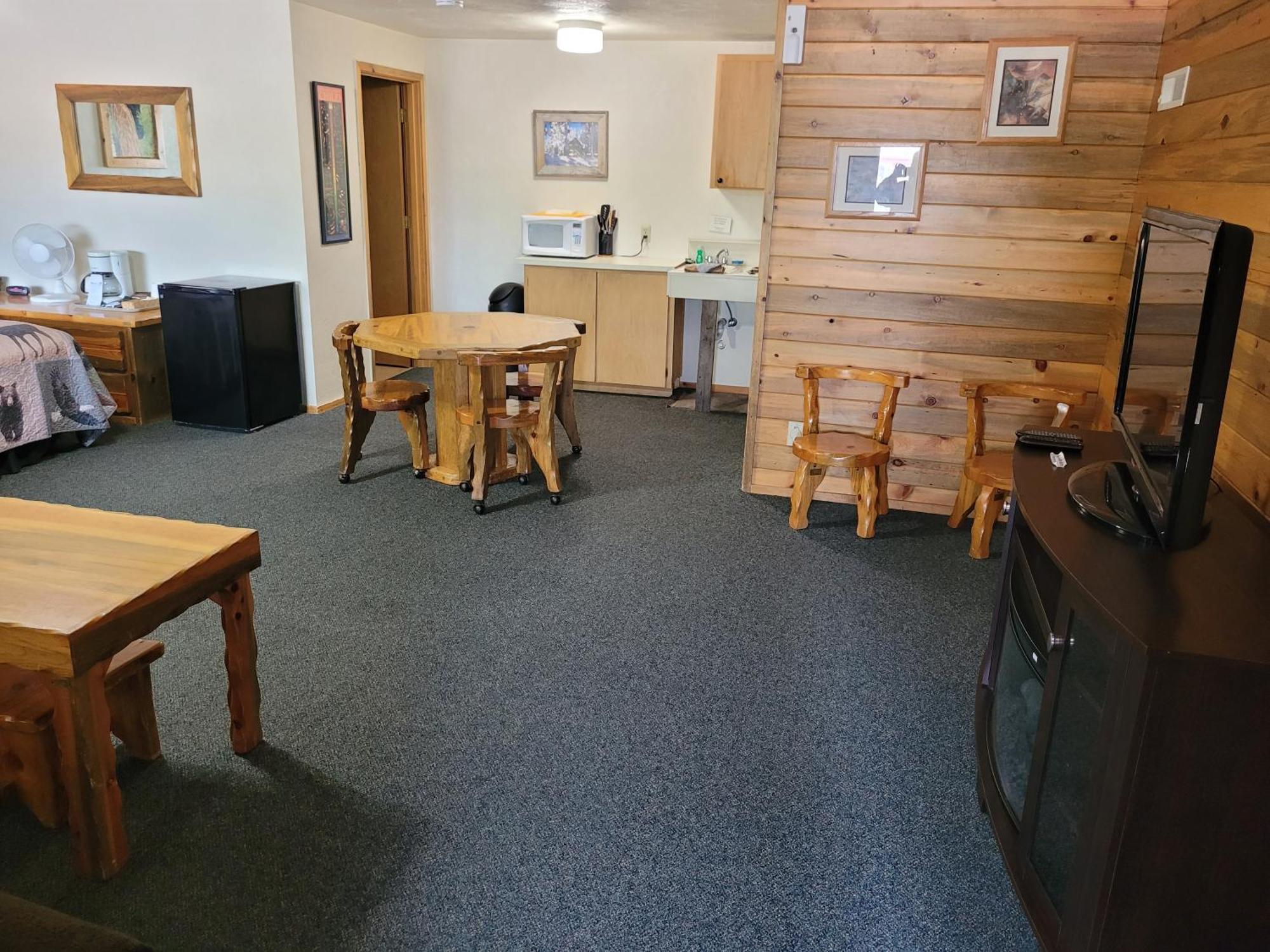 Willamette Pass Inn & Chalets Odell Lake エクステリア 写真